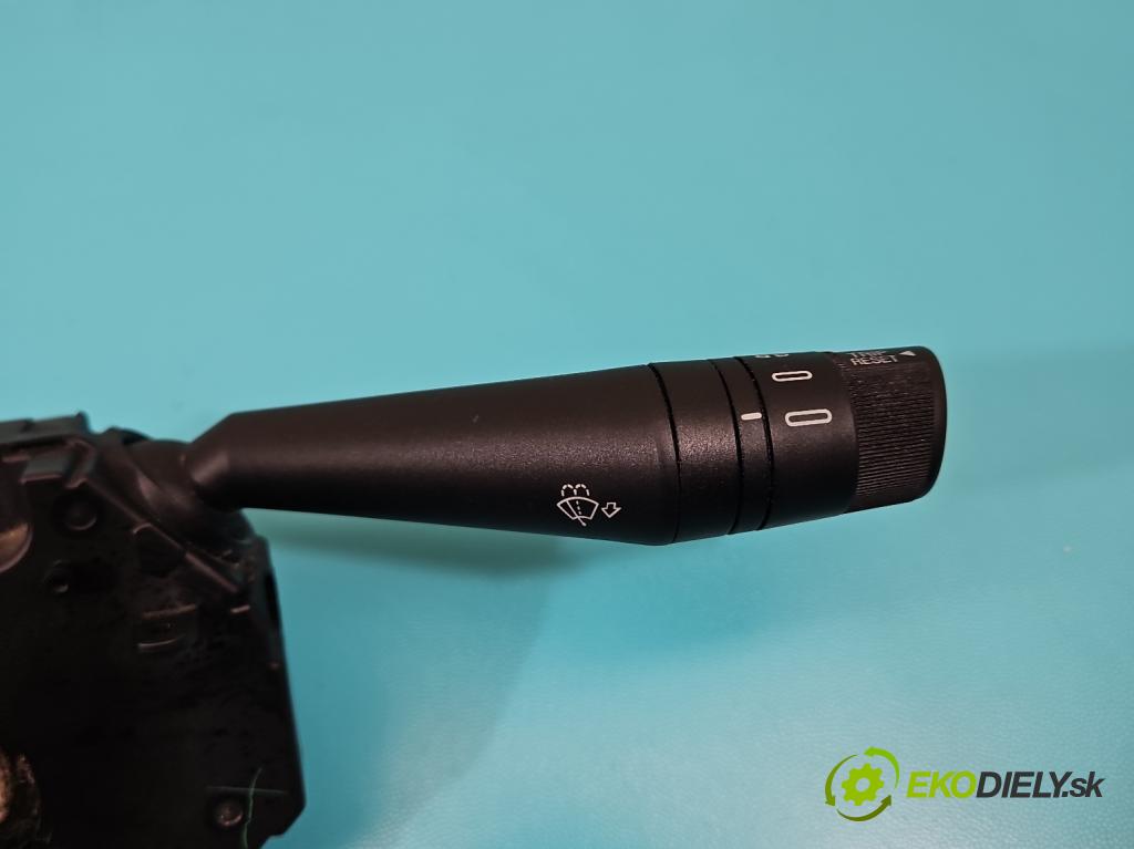 Fiat Doblo II 2010- 1.4 120 HP manual 88 kW 1368 cm3 5- prepínač komplex: 07357079420 (Prepínacie páčky pod volantom)