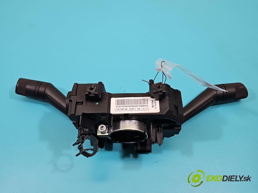 Fiat Doblo II 2010- 1.4 120 HP manual 88 kW 1368 cm3 5- prepínač komplex: 07357079420 (Prepínacie páčky pod volantom)