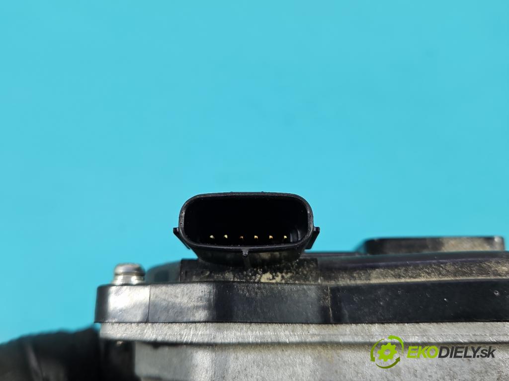 Suzuki Vitara II 2015- 1.5 16V 102 HP automatic 75 kW 1462 cm3 5- klapka (Škrtiaca klapka)