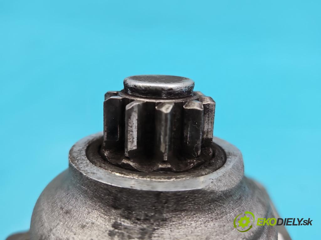 Seat Altea 1.9 tdi 105 HP manual 77 kW 1896 cm3 5- štartér  (Štartér)