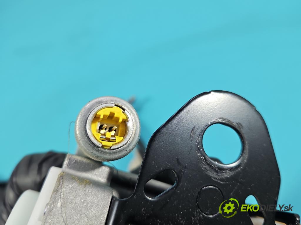Nissan Note I 2006-2012 1.6 16V 110 HP manual 81 kW 1598 cm3 5- pas bezpečnosť: predné ľavý 306071799JN7