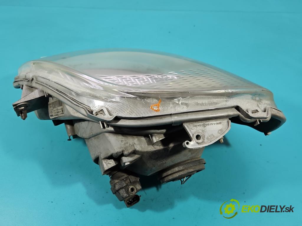 Renault Trafic II 2001-2014 1.9 dci 82 HP manual 60 kW 1870 cm3 5- Reflektor: pravý 7700311372 (Svetlo predné pravé)