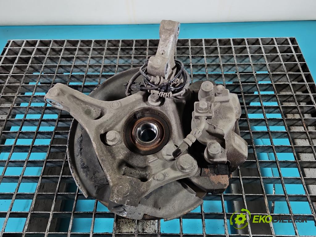 Opel Astra V  2015- 1.5 cdti 122 hp manual 90 kW 1496 cm3 5- náboj levé  (Náboj kola)