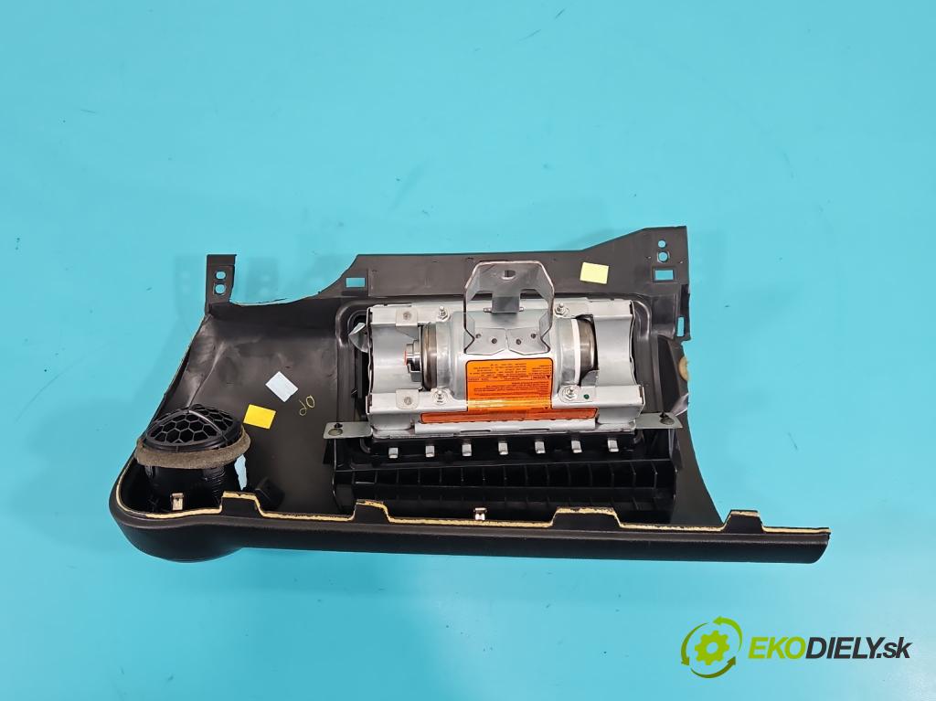 Nissan Note I 2006-2012 1.6 16V 110 HP manual 81 kW 1598 cm3 5- airbag vzduch: spolujezdce:  (Airbag)