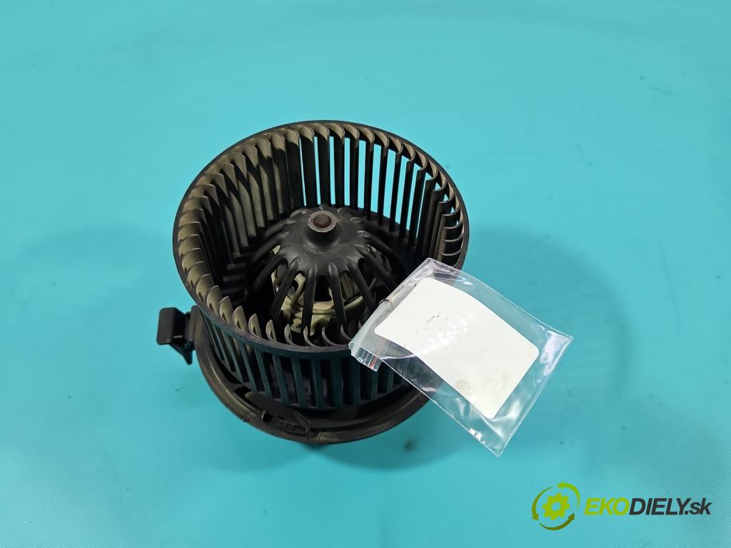 Nissan Note I 2006-2012 1.6 16V 110 hp manual 81 kW 1598 cm3 5- ventilátor vzduchu F667217D