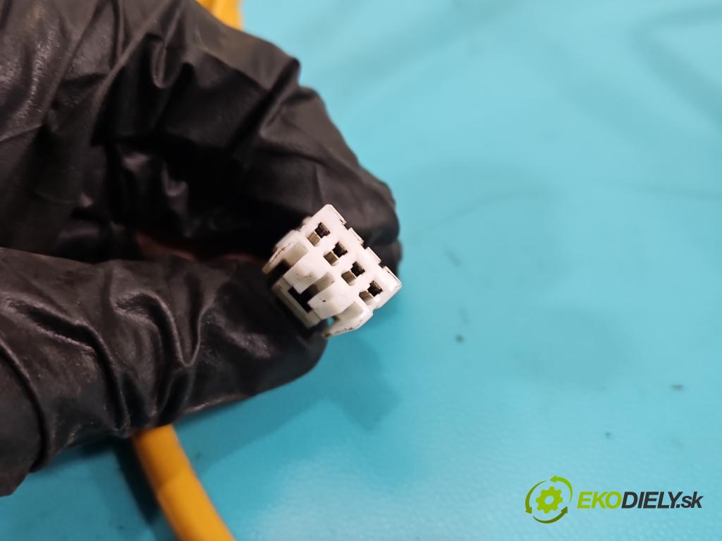 Fiat Seicento 1.1 54 hp manual 40 kW 1108 cm3 3- polštáře: vzduchové soubor: