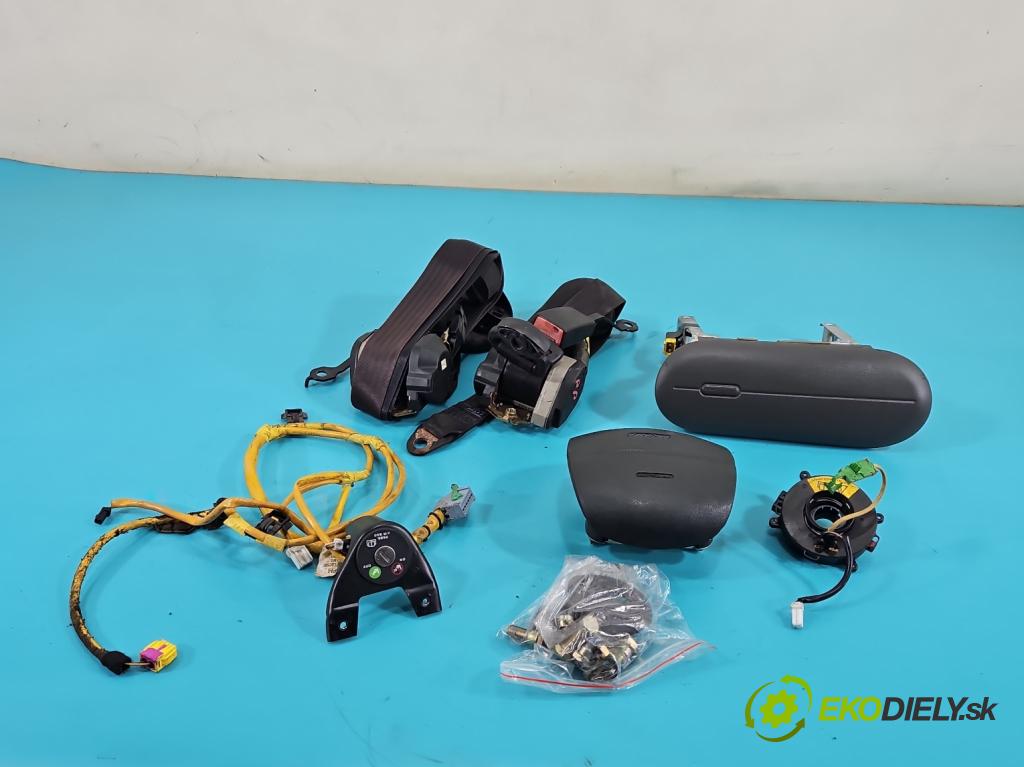 Fiat Seicento 1.1 54 hp manual 40 kW 1108 cm3 3- polštáře: vzduchové soubor: 