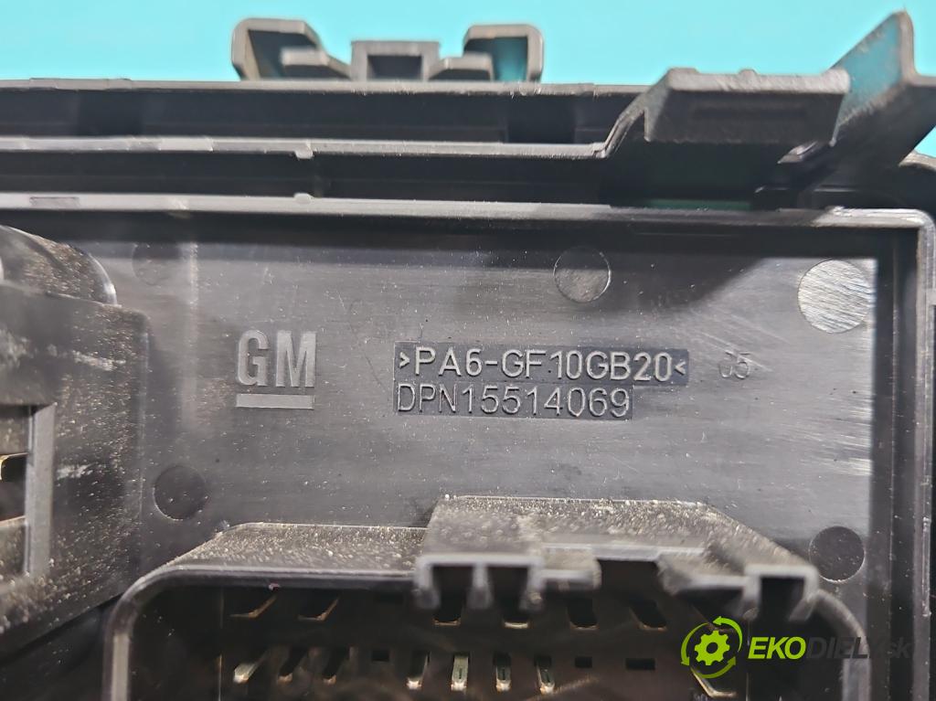 Opel Astra V  2015- 1.5 cdti 122 hp manual 90 kW 1496 cm3 5- skříňka pojistková 39216535 (Pojistková skříňka)