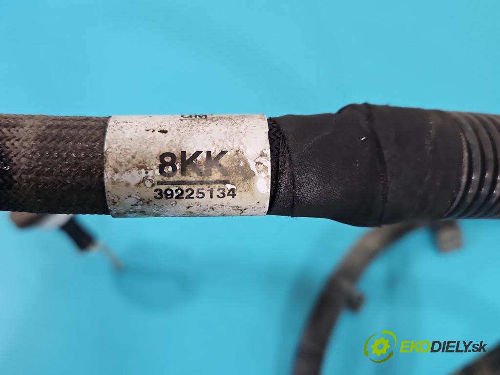 Opel Astra V  2015- 1.5 cdti 122 hp manual 90 kW 1496 cm3 5- Balíček: akumulatora 39225134