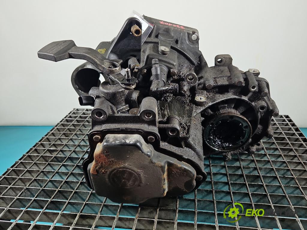 Seat Altea 1.9 tdi 105 hp manual 77 kW 1896 cm3 5- převodovka stupňová manual JCX