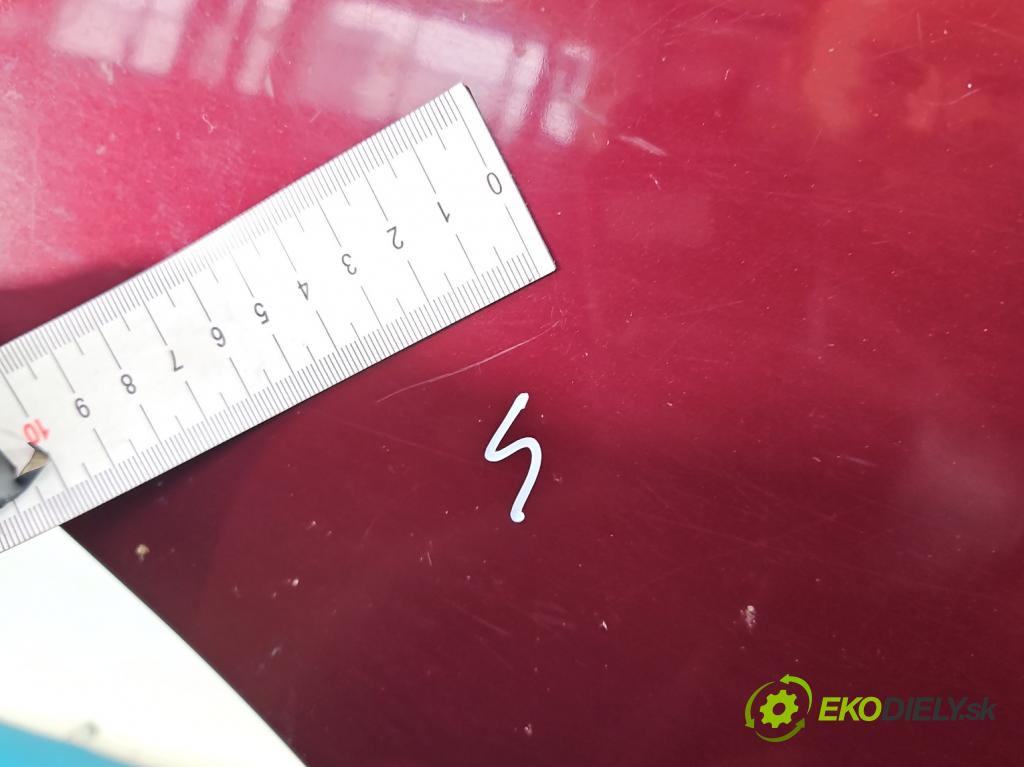 Toyota Carina E 1992-1998 1.6 16V 110 hp manual 81 kW 1587 cm3 4- dveře zadní pravé  (Klika dveří ostatní)