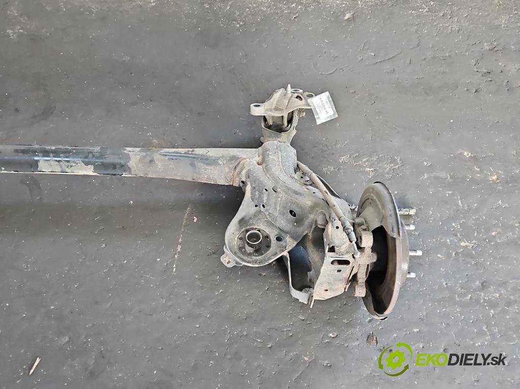 Opel Astra V  2015-2022 1.5 cdti 122 hp manual 90 kW 1496 cm3 5- zadní výztuha  (Zadní výztuha)