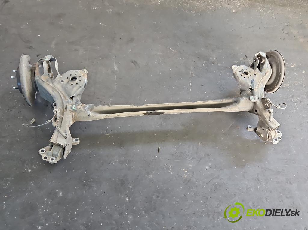 Opel Astra V  2015-2022 1.5 cdti 122 hp manual 90 kW 1496 cm3 5- zadní výztuha  (Zadní výztuha)