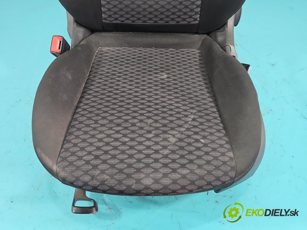 Opel Astra V  2015- 1.5 cdti 122 HP manual 90 kW 1496 cm3 5- Sedačka ľavý  (Sedadlo)