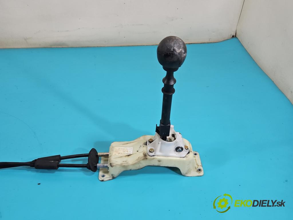 Alfa romeo 156 1.9 jtd 140 HP manual 103 kW 1910 cm3 5- Páka: Změny: stupeň,rýchlosť 553472150 (Rýchlostná páka (kulisa))