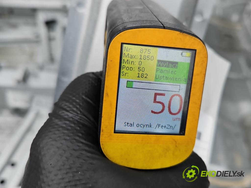 Opel Astra V  2015- 1.5 cdti 122 hp manual 90 kW 1496 cm3 5- práh levý  (Karoserie ostatní)