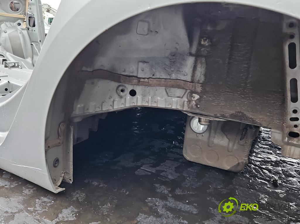 Opel Astra V  2015- 1.5 cdti 122 hp manual 90 kW 1496 cm3 5- blatnik zadní levý