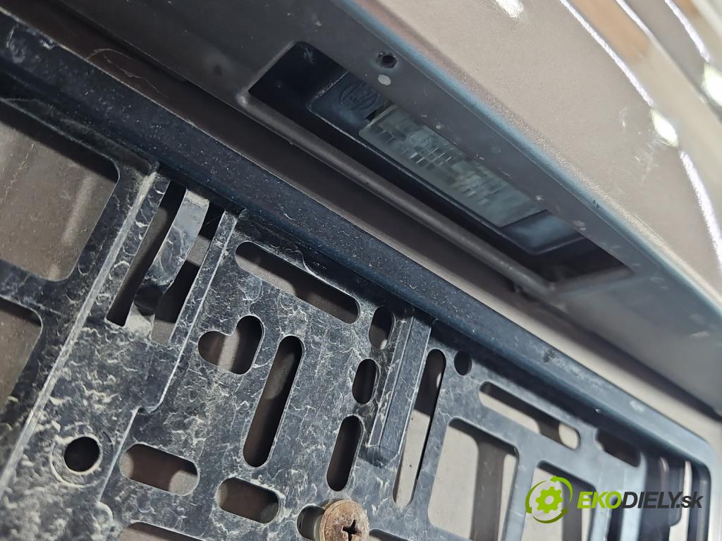 Nissan Note I 2006-2012 1.6 16V 110 hp manual 81 kW 1598 cm3 5- zadní kufrové dveře  (Zadní kapota (kufr))