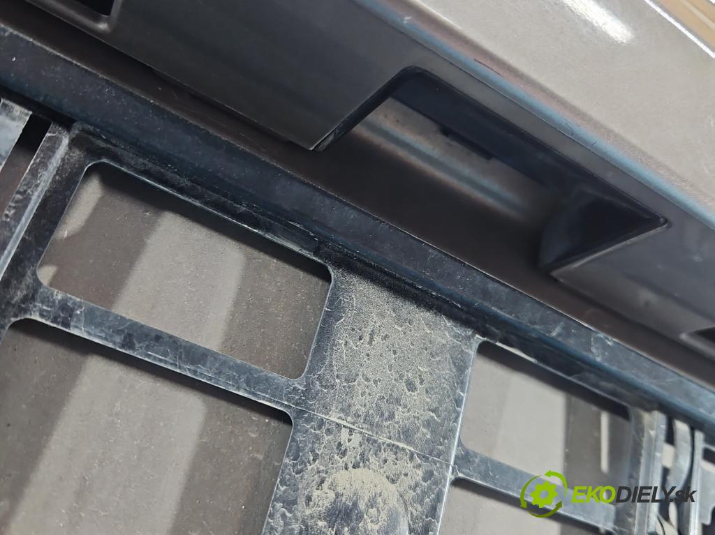 Nissan Note I 2006-2012 1.6 16V 110 hp manual 81 kW 1598 cm3 5- zadní kufrové dveře  (Zadní kapota (kufr))