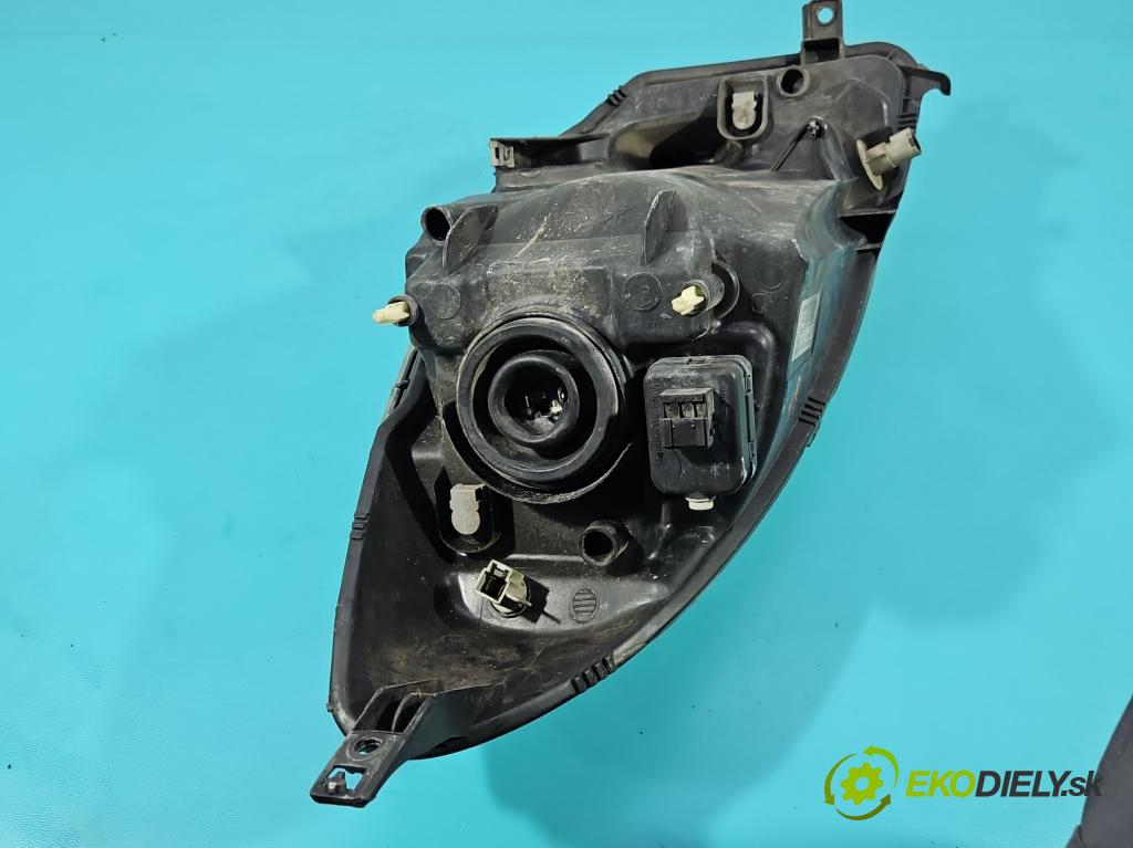 Nissan Note I 2006-2012 1.6 16V 110 HP manual 81 kW 1598 cm3 5- Reflektor: pravý 89900917 (Svetlo predné pravé)