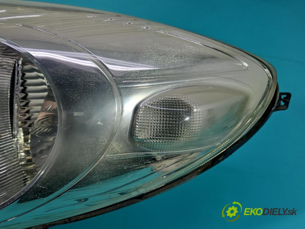 Nissan Note I 2006-2012 1.6 16V 110 HP manual 81 kW 1598 cm3 5- Reflektor: pravý 89900917 (Svetlo predné pravé)