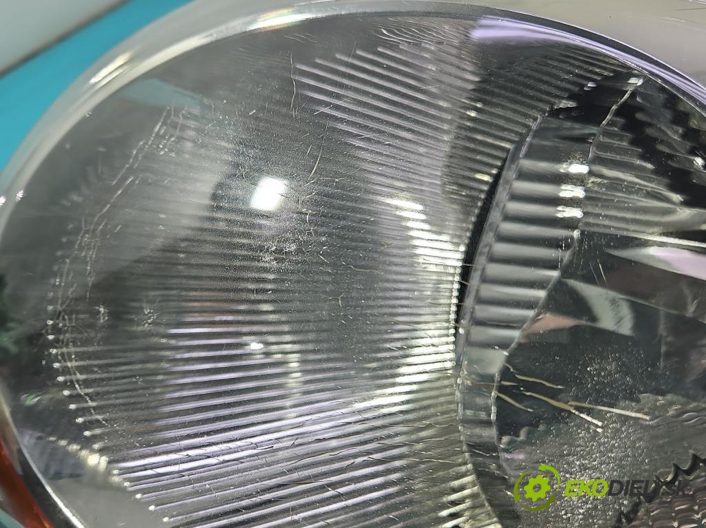 Nissan Note I 2006-2012 1.6 16V 110 HP manual 81 kW 1598 cm3 5- Reflektor: pravý 89900917 (Svetlo predné pravé)