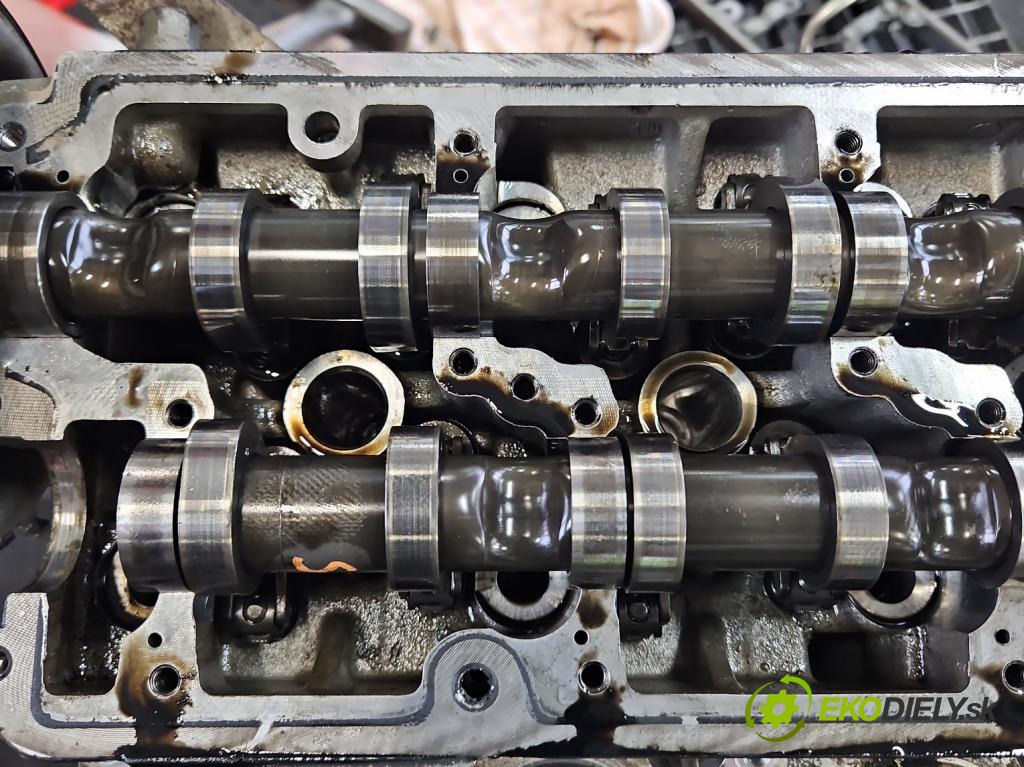 Vw Passat B7 2010-2014 2.0 tdi 140 hp manual 103 kW 1968 cm3 4- hlava motoru CFF