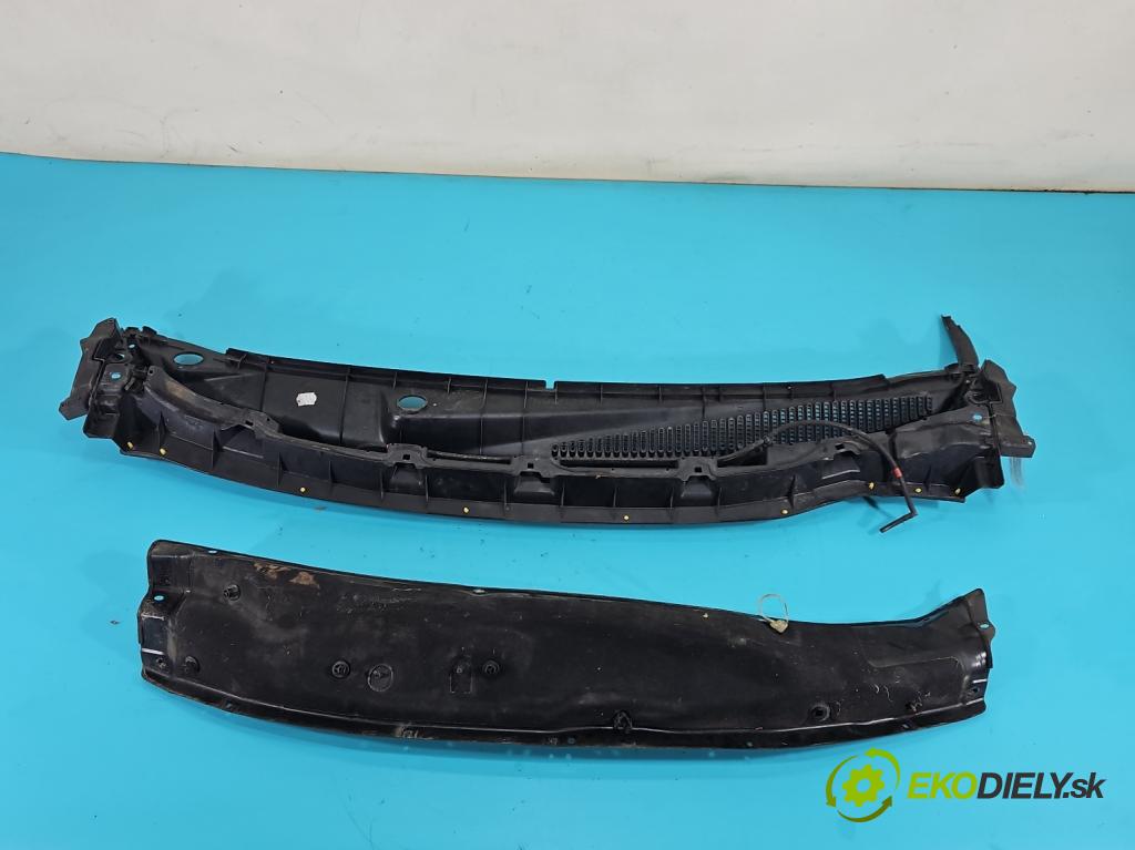 Nissan Note I 2006-2012 1.6 16V 110 HP manual 81 kW 1598 cm3 5- torpédo 668629U100 (Torpédo (plast pod čelným sklom))