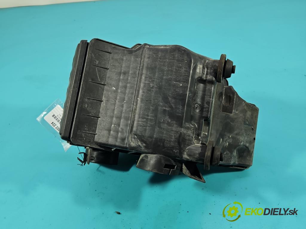 Nissan Note I 2006-2012 1.6 16V 110 hp manual 81 kW 1598 cm3 5- obal filtra vzduchu  (Kryt vzduchového filtru)