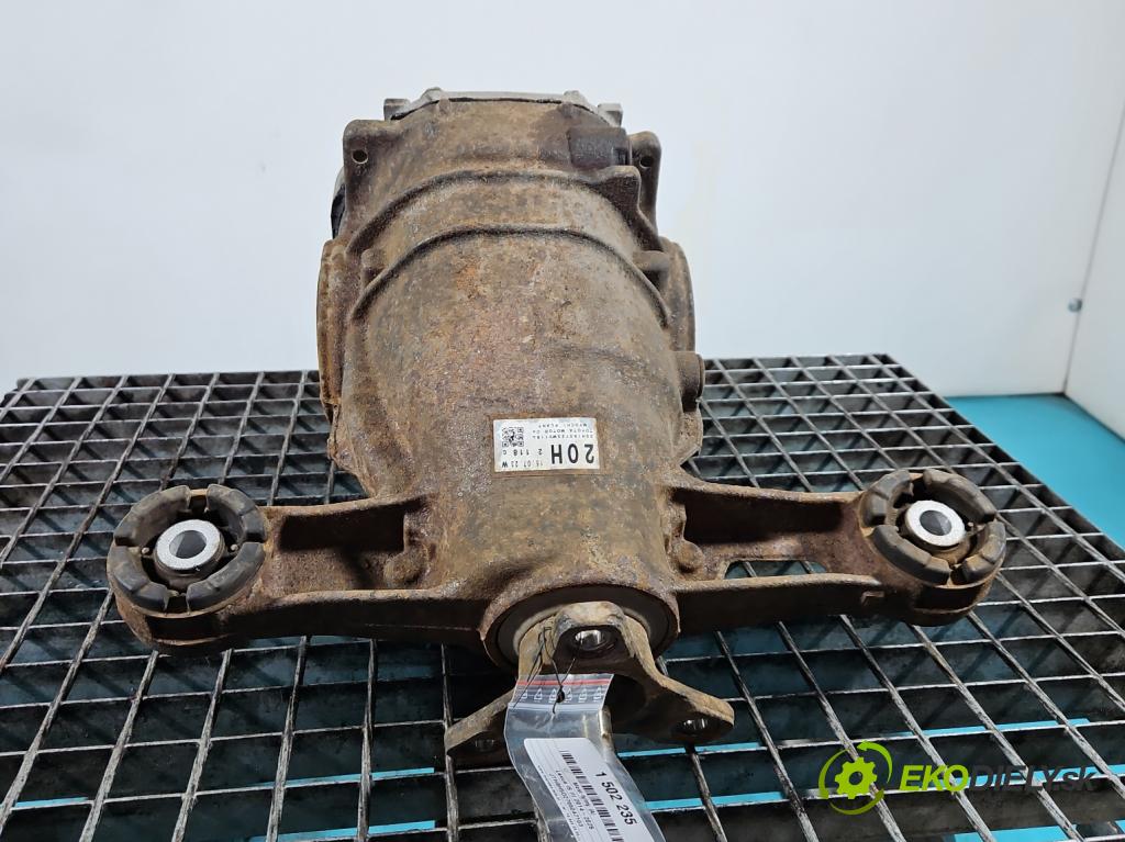 Lexus IS III 2014-2025 2.5 vvti 181KM automatic 133 kW 2494 cm3 4- Most: zadní: