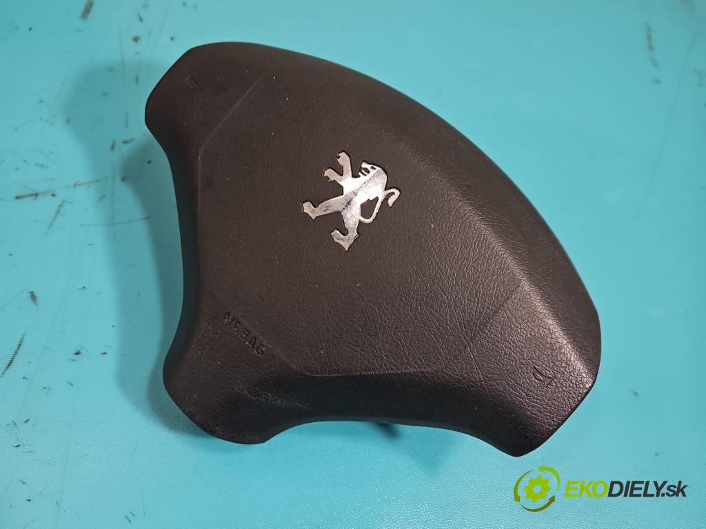 Peugeot 308 I 2007-2013 1.4 16V 98 HP manual 72 kW 1397 cm3 5- kokpit,pristrojová doska rozdeľovacia