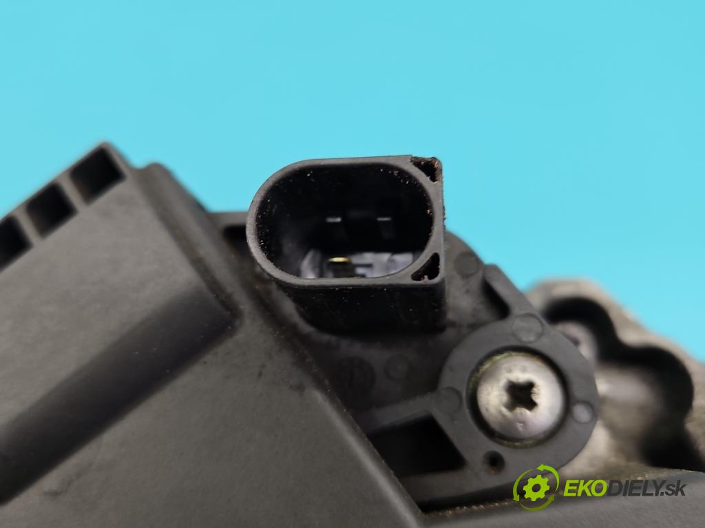 Vw Passat B7 2010-2014 2.0 tdi 140 HP manual 103 kW 1968 cm3 4- Alternator 03L903024F (Alternátor)