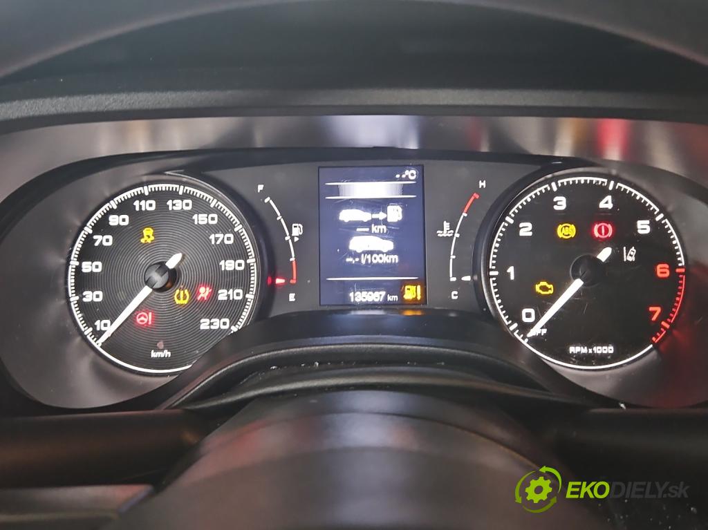 Fiat Tipo II 2015- 1.0 T (46349385) 100 HP manual 73,3 kW 999 cm3 5- prístrojovka/ budíky 00522003330 (Prístrojová doska)