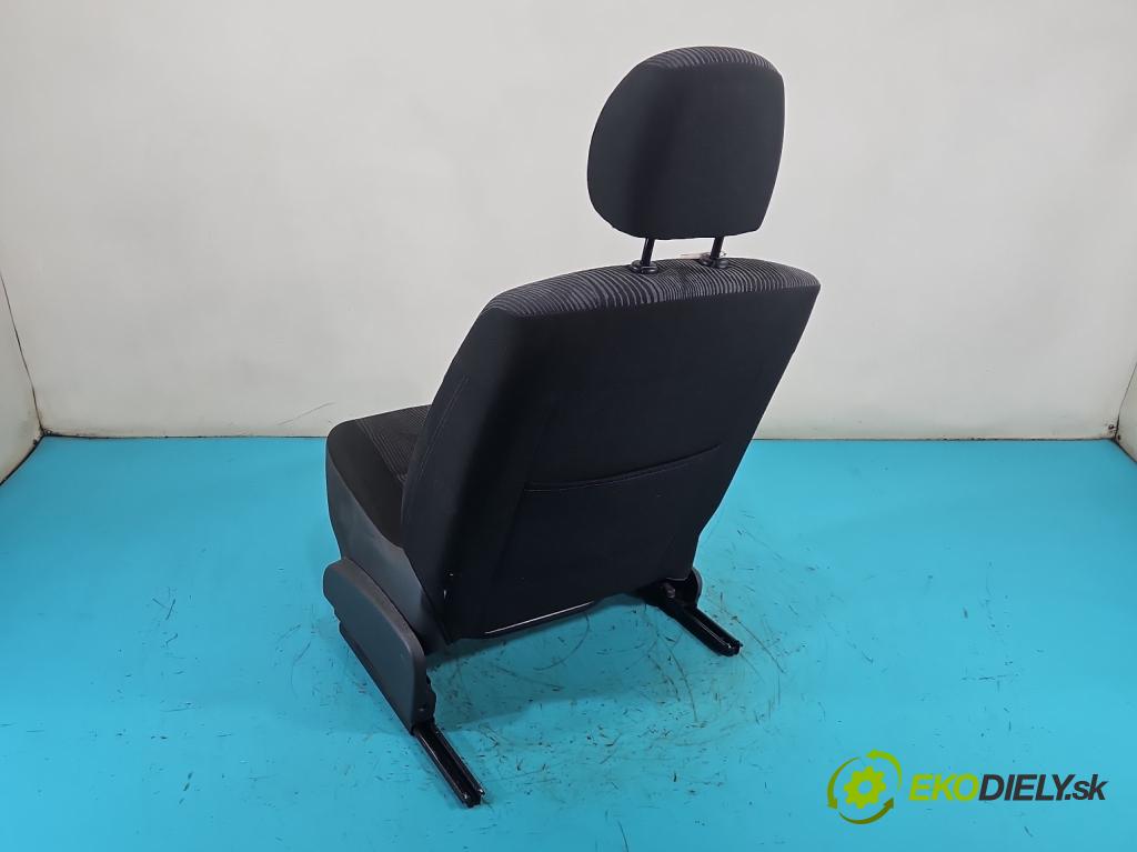 Dacia Sandero I 2008-2012 1.4 8V 75 HP manual 55 kW 1390 cm3 5- Sedačka ľavý  (Sedadlo)