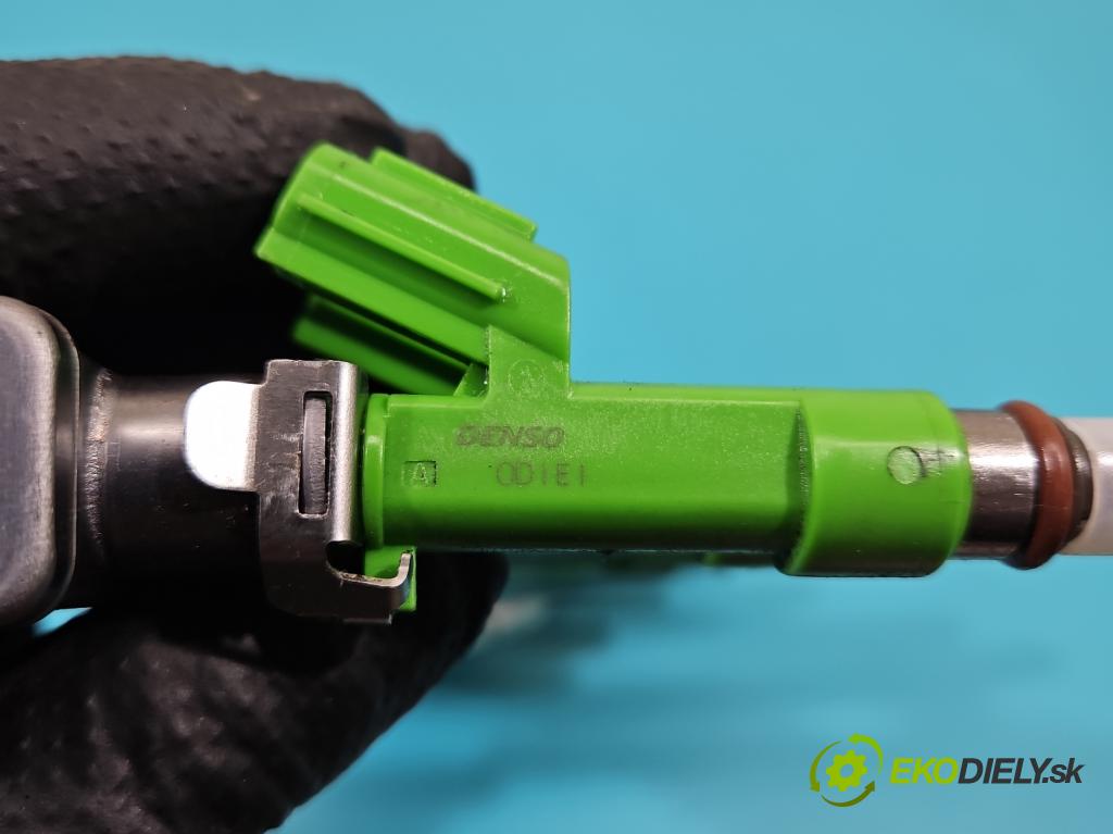 Suzuki Vitara II 2015- 1.5 16V 102 HP automatic 75 kW 1462 cm3 5- vstrek  (Vstrekovač paliva)