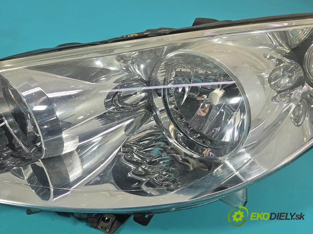Peugeot 308 I 2007-2013 1.4 16V 98 HP manual 72 kW 1397 cm3 5- Reflektor: ľavý  (Kľučka dverí ostatné)