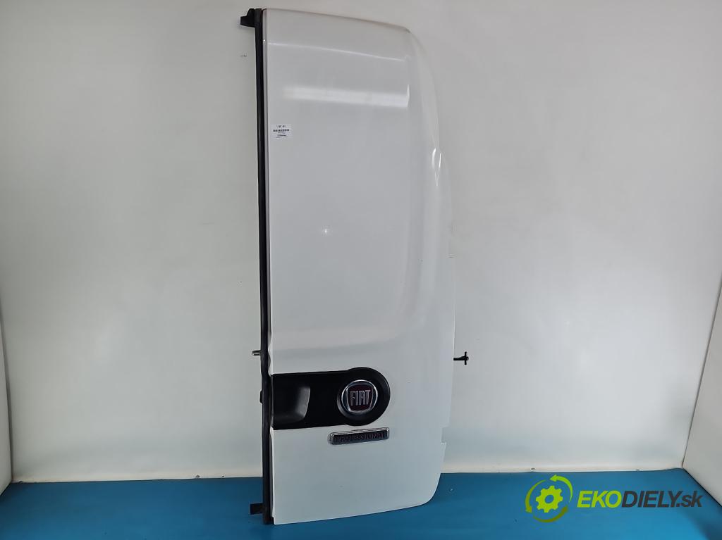 Fiat Doblo II 2010- 1.4 120 HP manual 88 kW 1368 cm3 5- dvere zadné pravé  (Kľučka dverí ostatné)