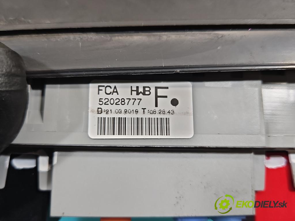 Fiat Doblo II 2010- 1.4 120 hp manual 88 kW 1368 cm3 5- skříňka pojistková 52028777 (Pojistková skříňka)
