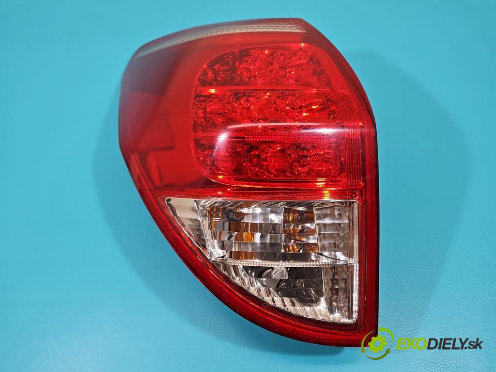 Toyota Rav4 III 2005-2012 2.2 D-CAT 177 hp manual 130 kW 2231 cm3 5- světlo zadní levé  (Klika dveří ostatní)