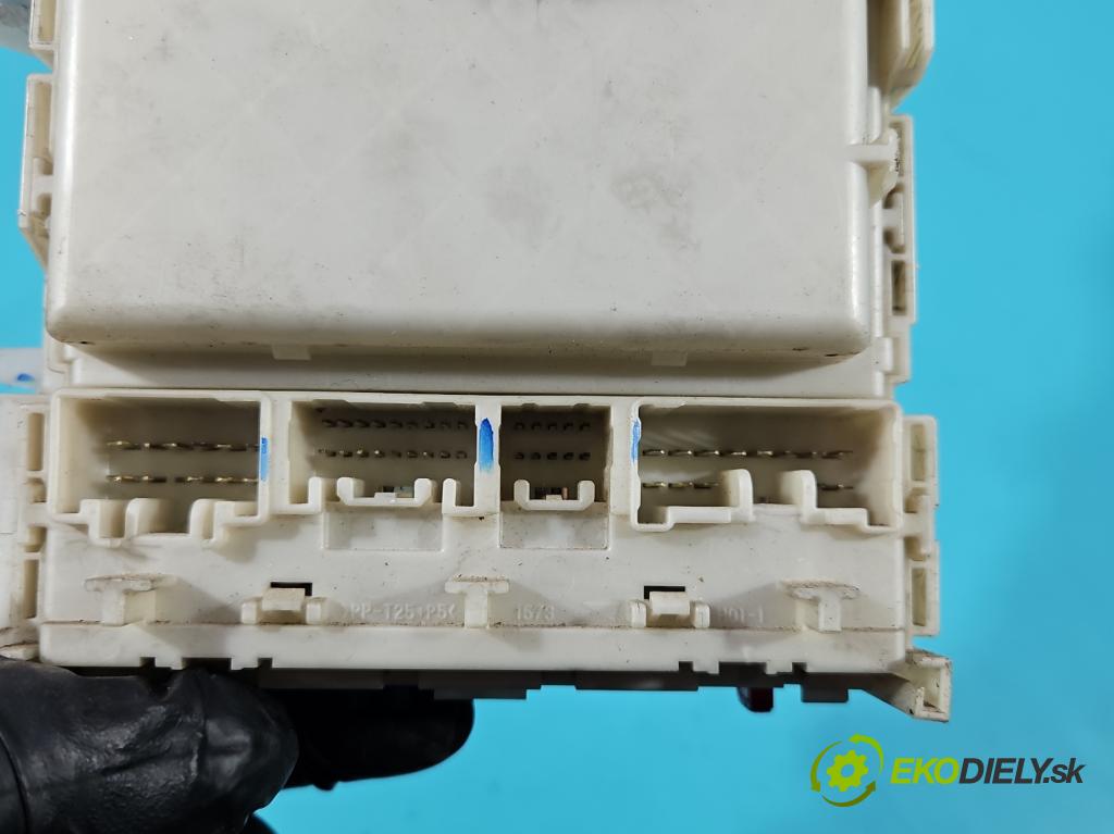 Toyota Rav4 III 2005-2012 2.2 D-CAT 177 HP manual 130 kW 2231 cm3 5- riadiaca jednotka motora 89661-42C01