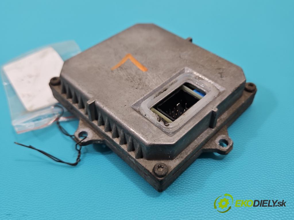 Mercedes C W203 2000-2007 2,2.0 cdi 143 HP automatic 105 kW 2148 cm3 3- střídač: xenon 1307329072 (Riadiaca jednotka xenónu)