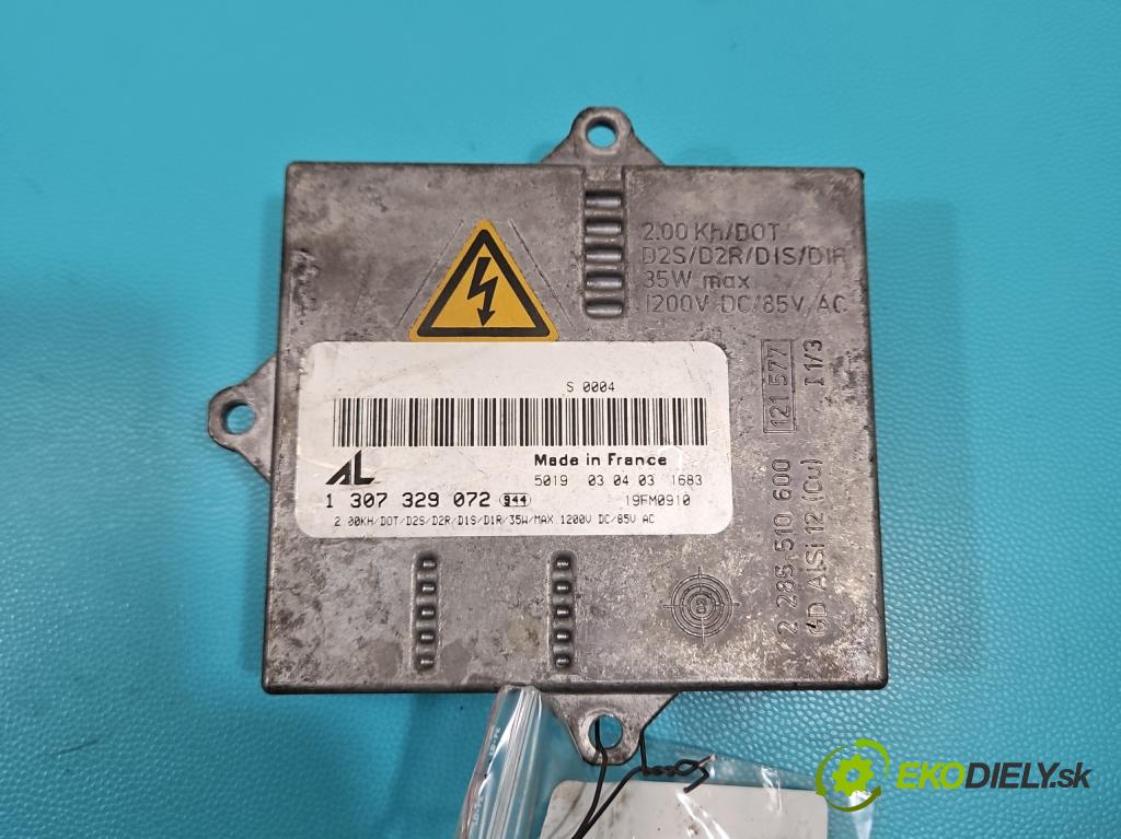 Mercedes C W203 2000-2007 2,2.0 cdi 143 HP automatic 105 kW 2148 cm3 3- střídač: xenon 1307329072 (Riadiaca jednotka xenónu)