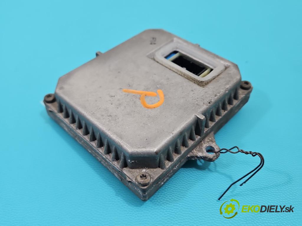 Mercedes C W203 2000-2007 2,2.0 cdi 143 HP automatic 105 kW 2148 cm3 3- střídač: xenon 1307329072 (Riadiaca jednotka xenónu)