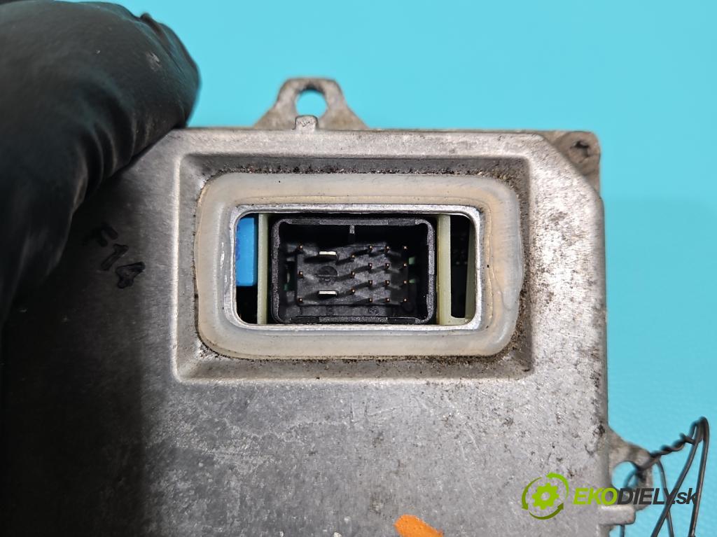 Mercedes C W203 2000-2007 2,2.0 cdi 143 HP automatic 105 kW 2148 cm3 3- střídač: xenon 1307329072 (Riadiaca jednotka xenónu)