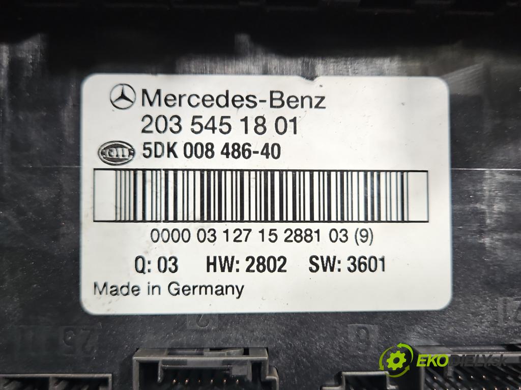 Mercedes C W203 2000-2007 2,2.0 cdi 143 hp automatic 105 kW 2148 cm3 3- skříňka pojistková 2035451801 (Pojistková skříňka)