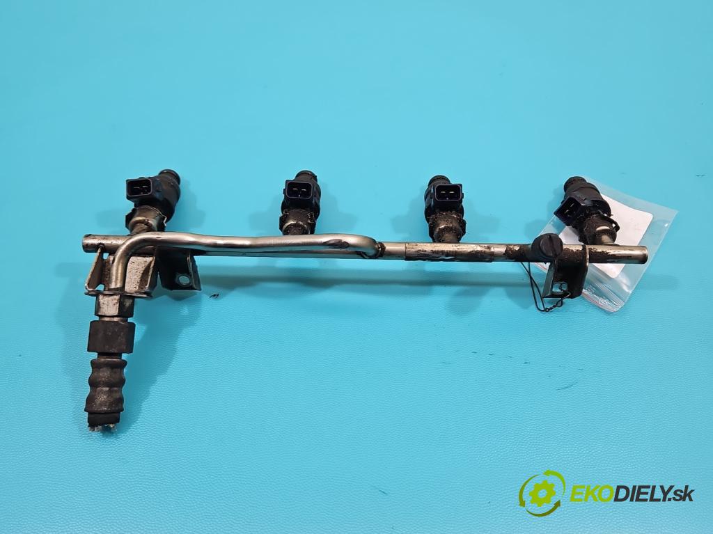 Opel Meriva A 2002-2010 1.8 16V 125 HP manual 92 kW 1796 cm3 5- vstrek 09158663 (Vstrekovač paliva)