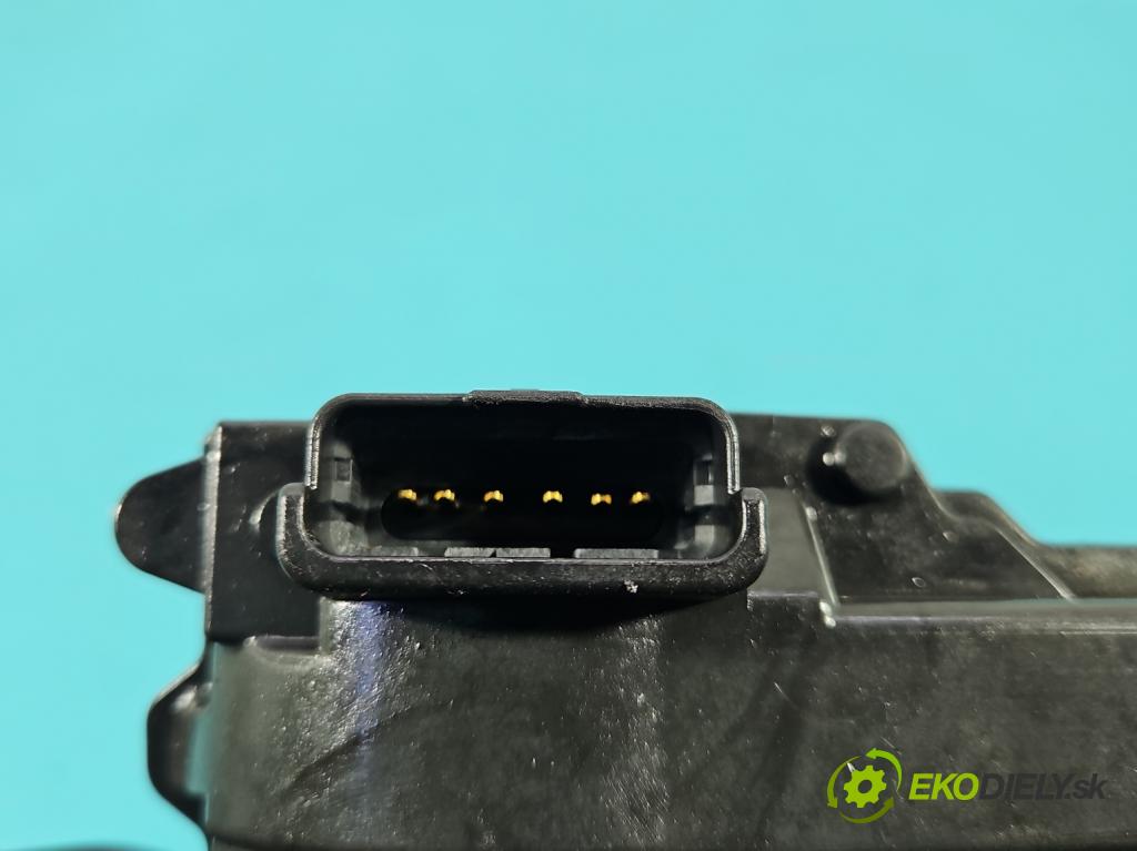 Peugeot 308 I 2007-2013 1.4 16V 98 HP manual 72 kW 1397 cm3 5- klapka 757669780 (Škrtiaca klapka)