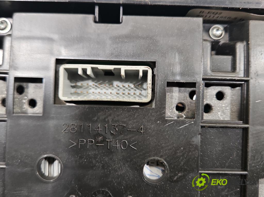 Renault Espace IV 2003-2014 2.0 dci 173KM manual 127 kW 1995 cm3 5- prístrojovka/ budíky P8200726188-A (Prístrojová doska)