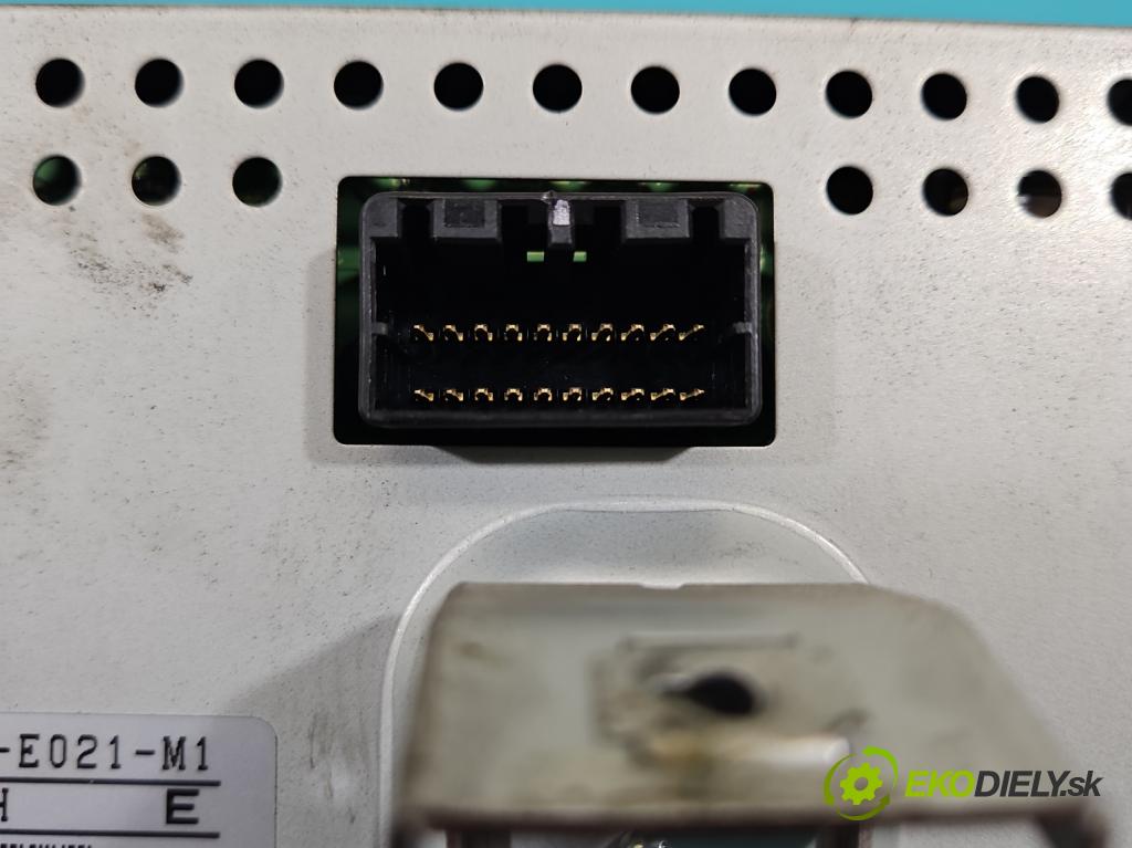 Honda Legend IV 2004-2012 3.5 V6 295HP automatic 217 kW 3471 cm3 4- Zobrazit: 39810-SJA-E021-M1 (Prístrojová doska)