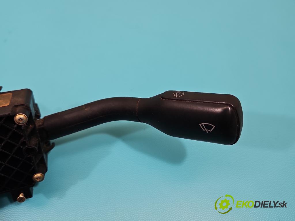 Audi A4 B5 1994-2001 1.9 tdi 90 HP manual 66 kW 1896 cm3 4- prepínač komplex: 400953513 (Prepínacie páčky pod volantom)